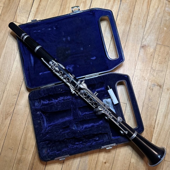 Yamaha YCL-24 Bb Soprano Clarinet with Case Mouthpiece Japan Musical Instrument - Picture 2 of 8